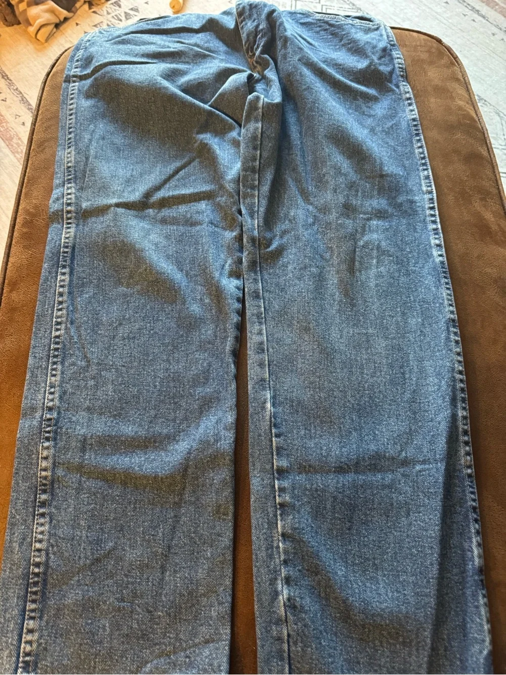 Wrangler Men’s Classic Blue Straight-Leg Jeans 36 x 32 Like New!